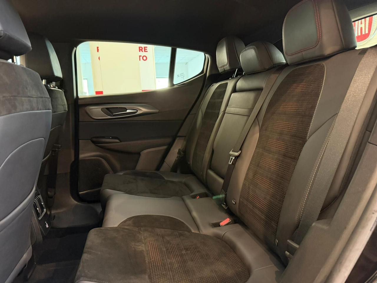 Alfa Romeo Tonale 1.3 280 CV PHEV AT6 Q4 Veloce