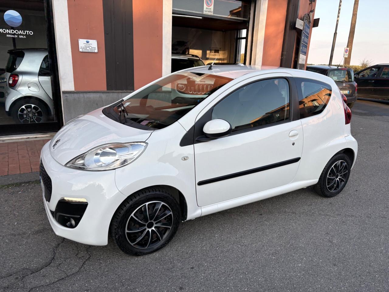 Peugeot 107 1.0 68CV 3p. 2012