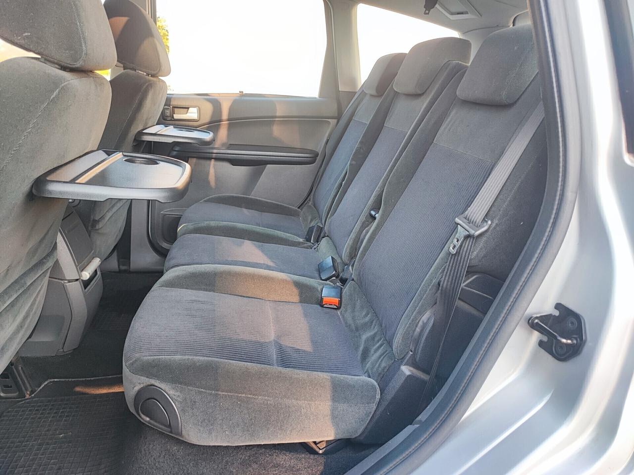 Ford C-Max 1.6 VCT (115CV) neopatentati