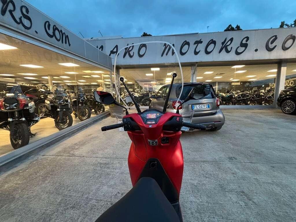 Honda SH 350 Nuovo pronto consegna Tuo a solo 65 Euro al mese