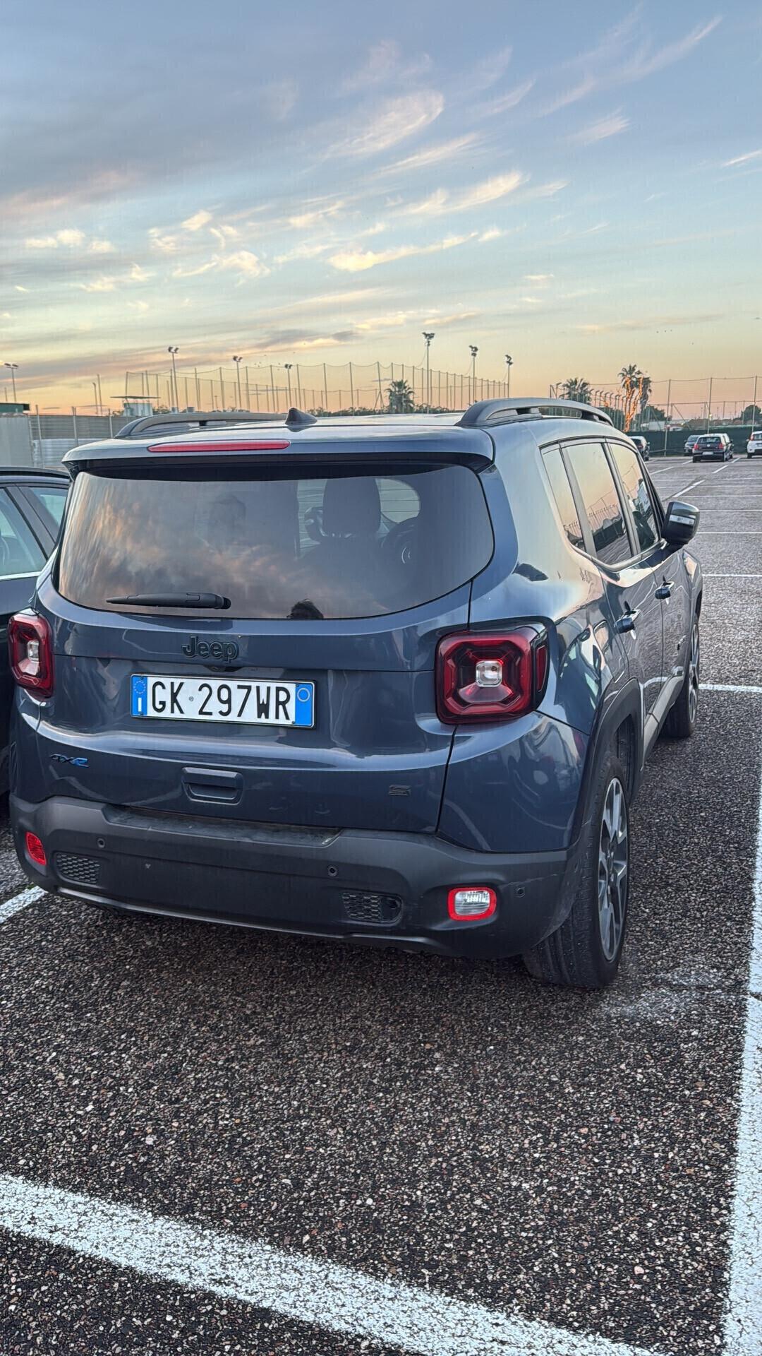 Jeep Renegade 1.3 T4 240CV PHEV 4xe AT6 S