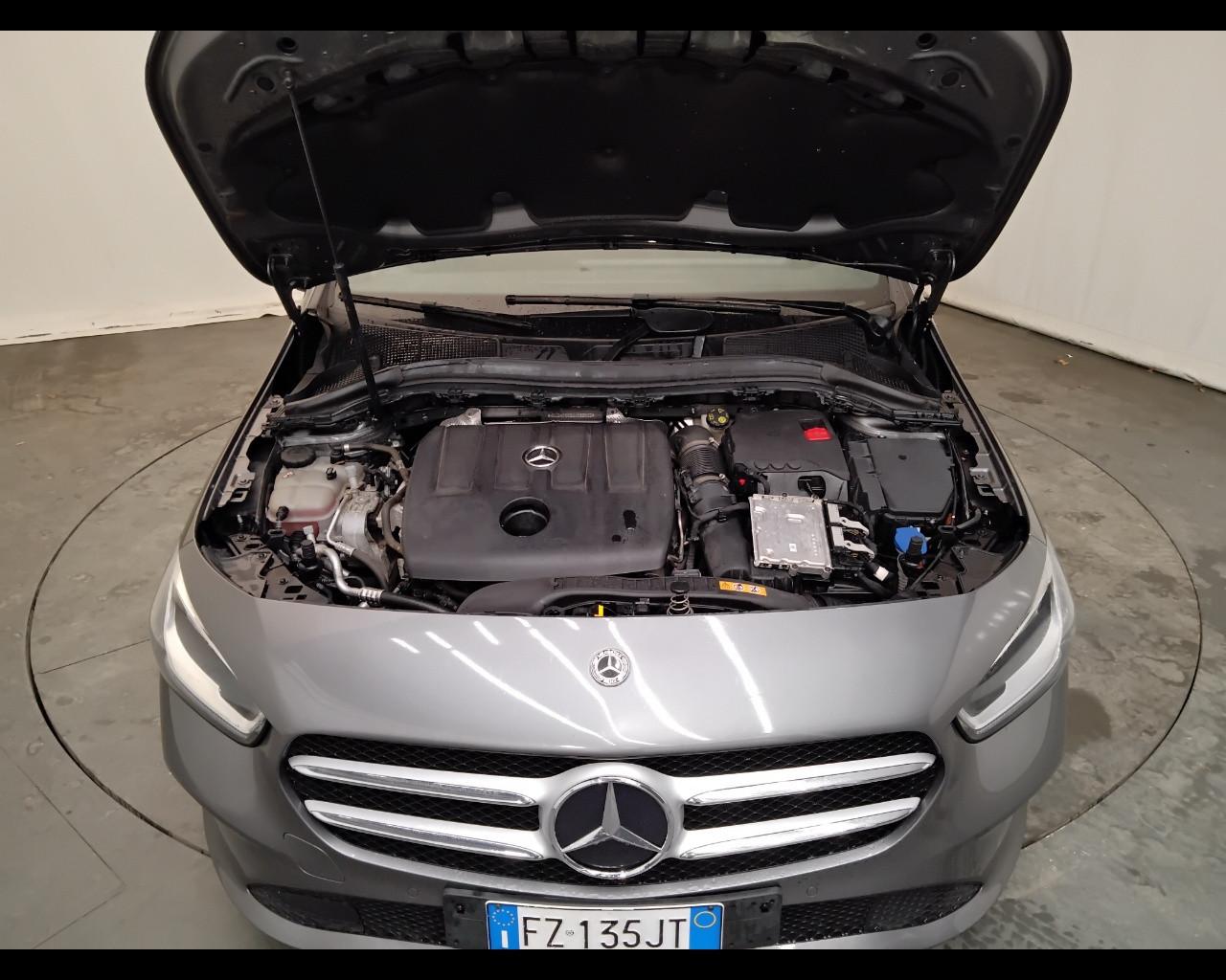 Mercedes-Benz Classe B (W247) B 180 d Automatic Sport