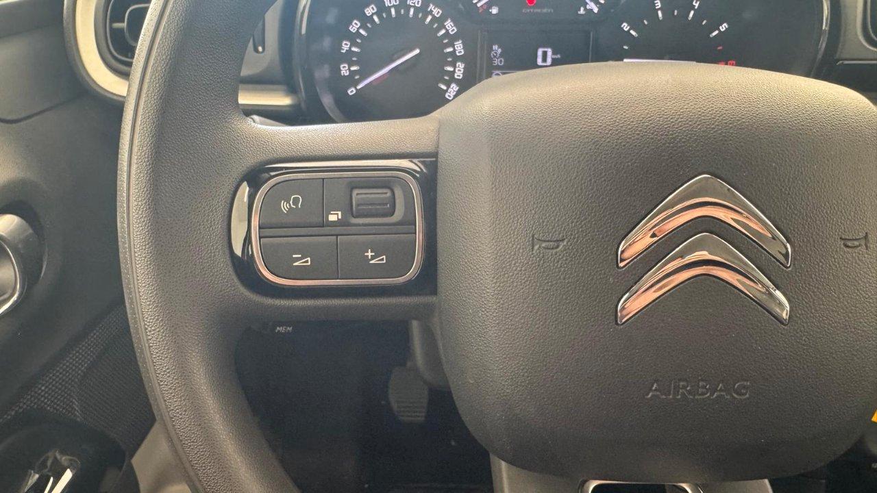Citroen C3 1.2 puretech SHINE PLUS NAVI 83 Cv.