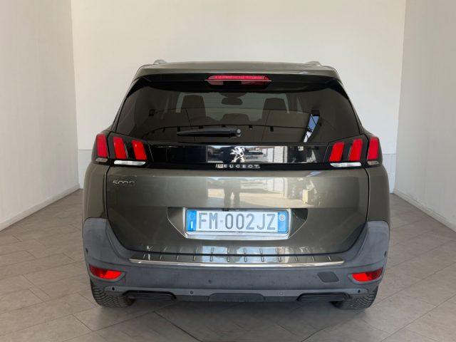 PEUGEOT 5008 BlueHDi 120 S&S EAT6 GT Line
