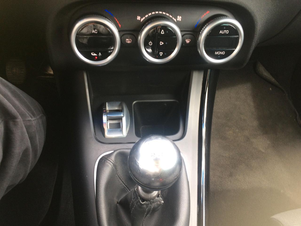 2013 Alfa Romeo Giulietta 1.6 JTDm-2 105 CV Distinctive tagliandata !