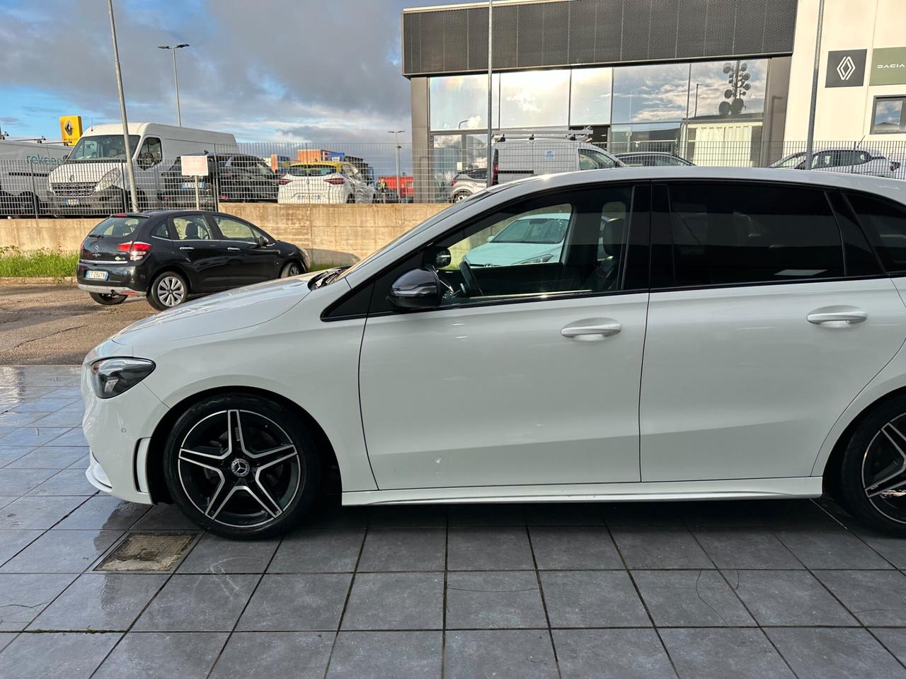 Mercedes-benz B 180 220 d Automatic Premium