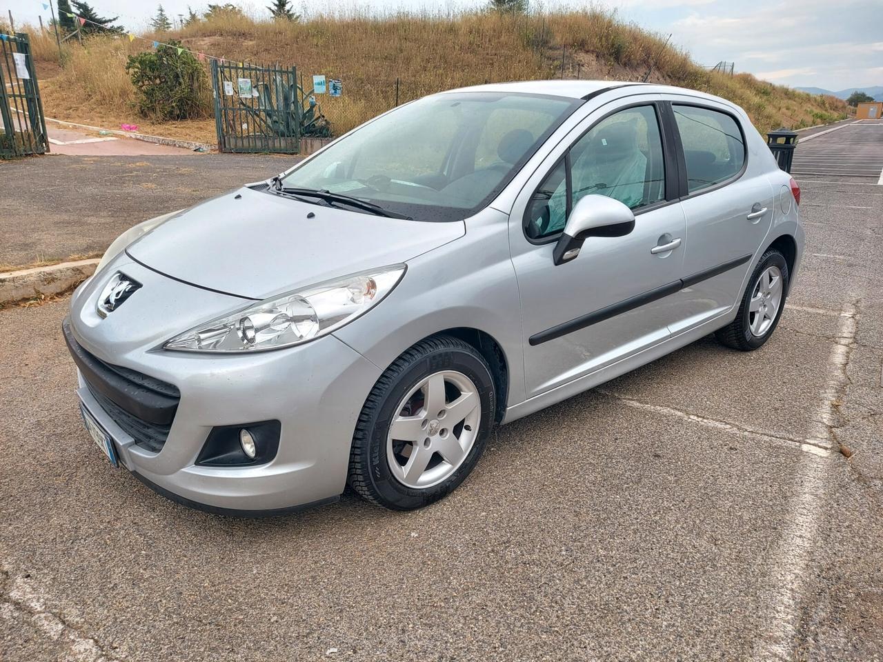 Peugeot 207 1.4 8V 75cv GPL Rinnovato