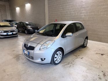Toyota Yaris 1.3 5 porte