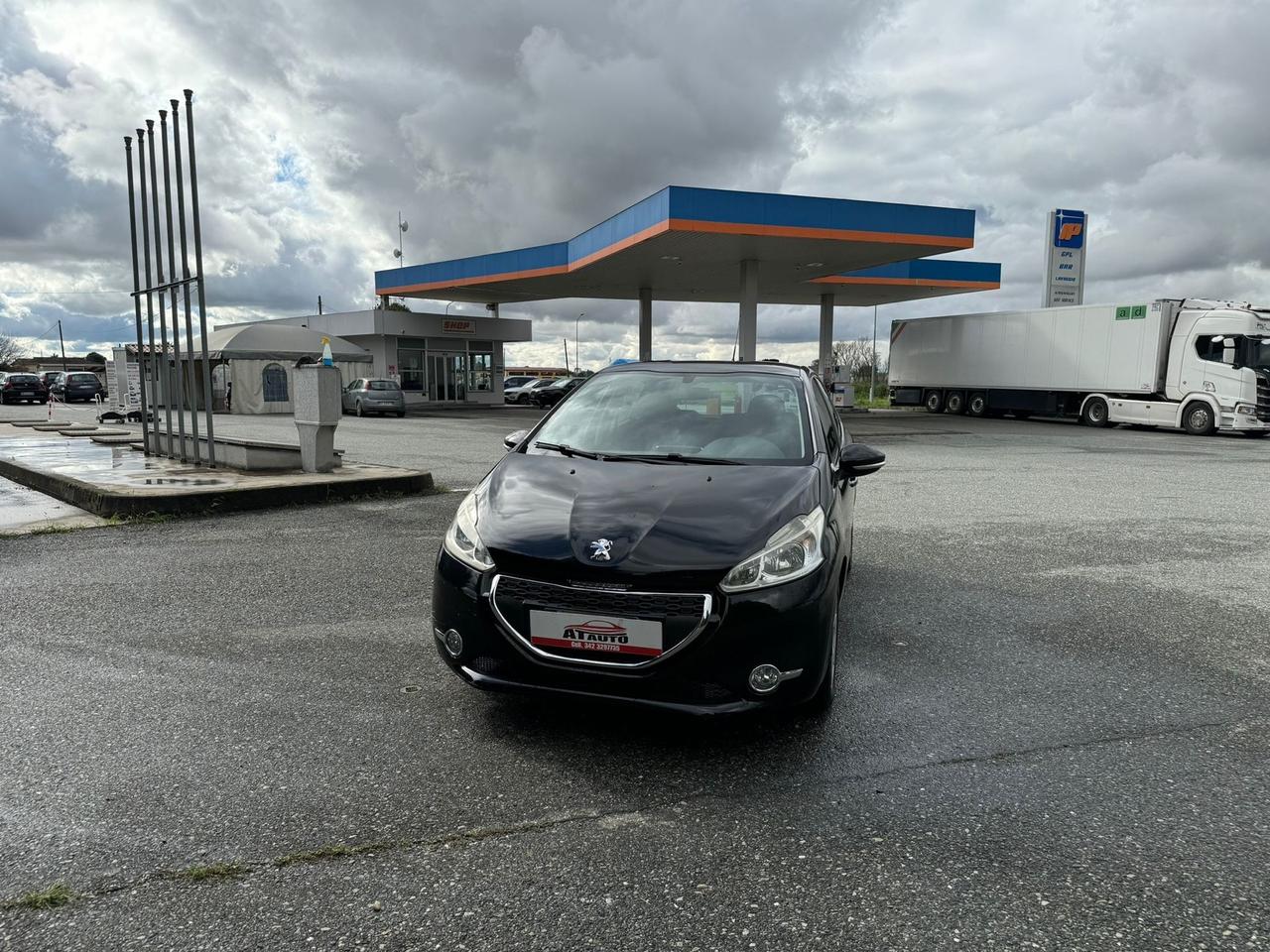 Peugeot 208 1.4 VTi 95 CV 5p. GPL Access