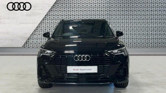 AUDI Q3 35 TDI S tronic Business Black Pack