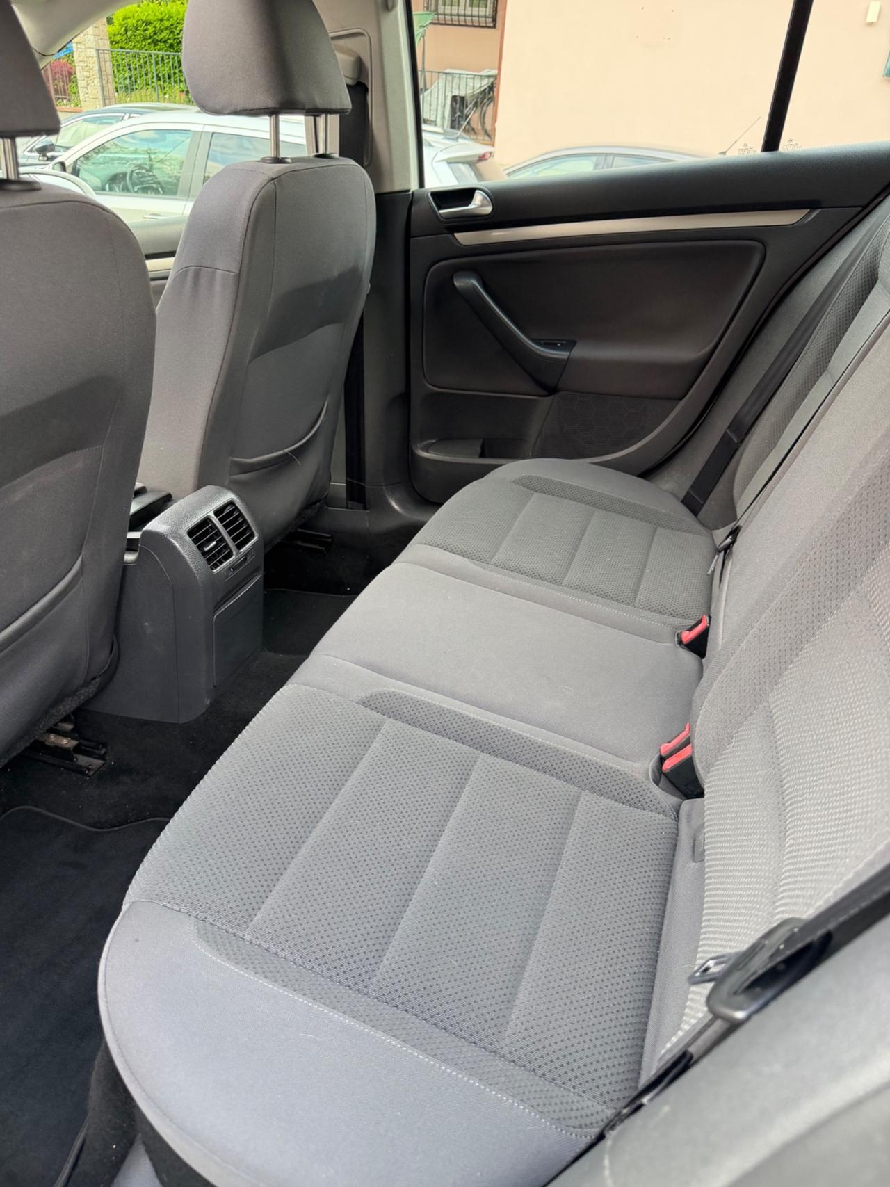 Volkswagen GOLF TSI AUTO TETTO 5p. SPORTLINE KMCERT