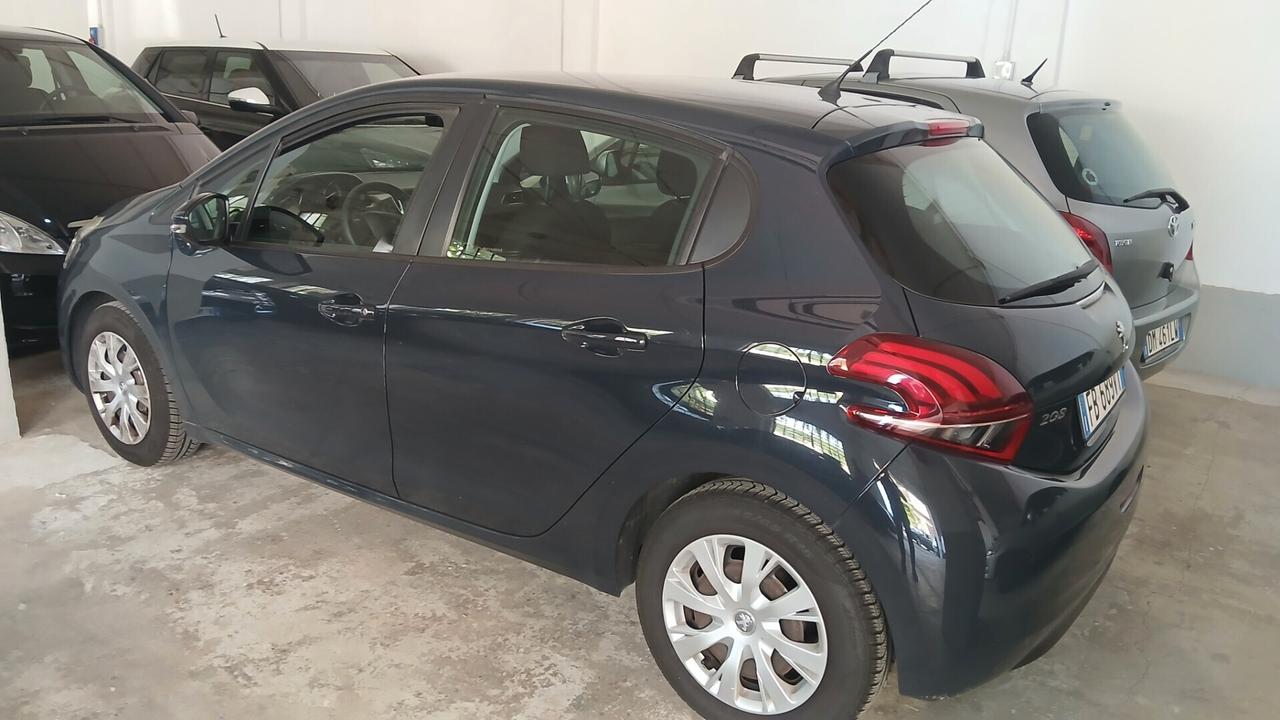 Peugeot 208 PureTech 82 5 porte Active