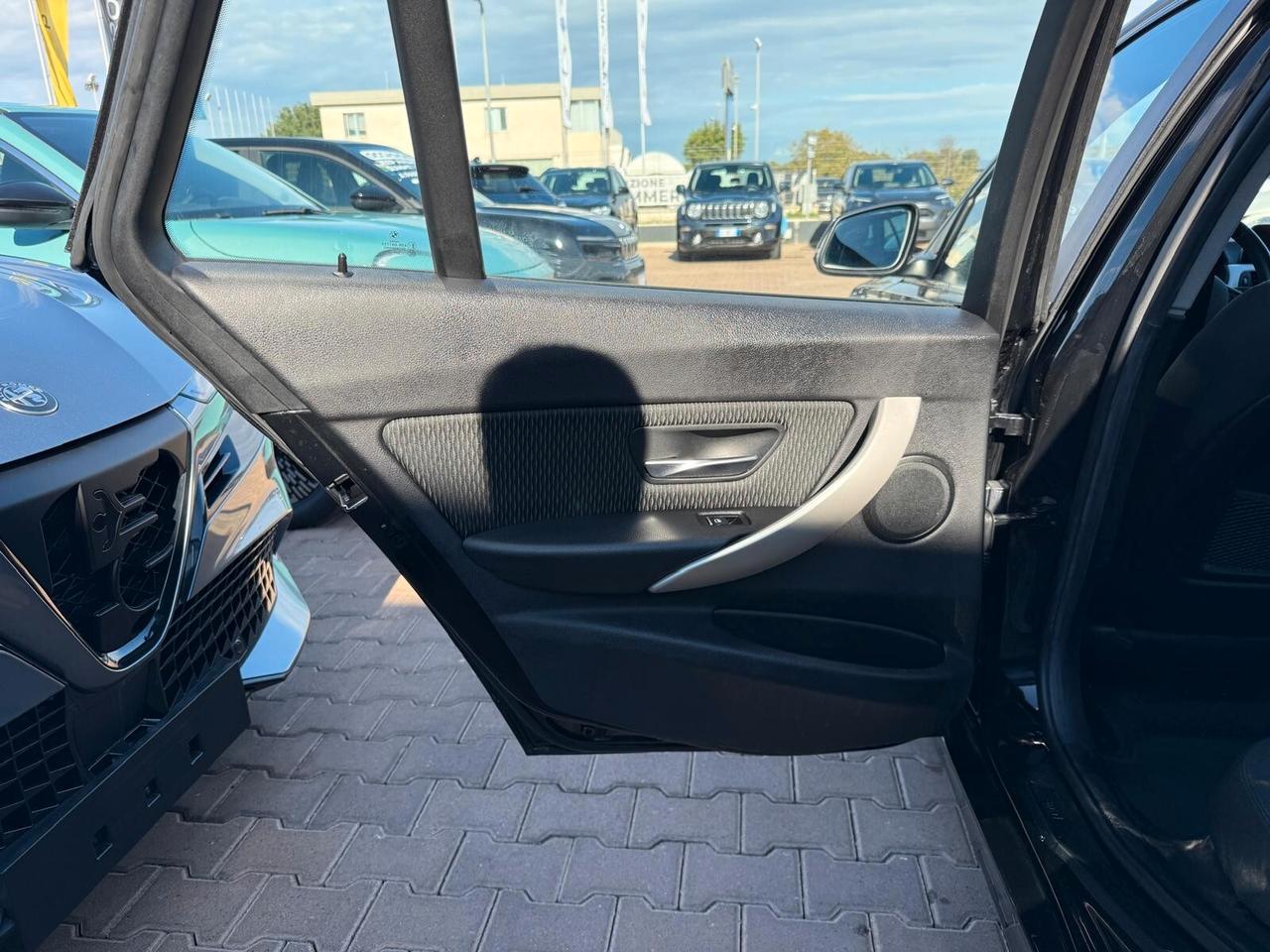 Bmw 318 Serie 3 Touring 318d Business Advantage