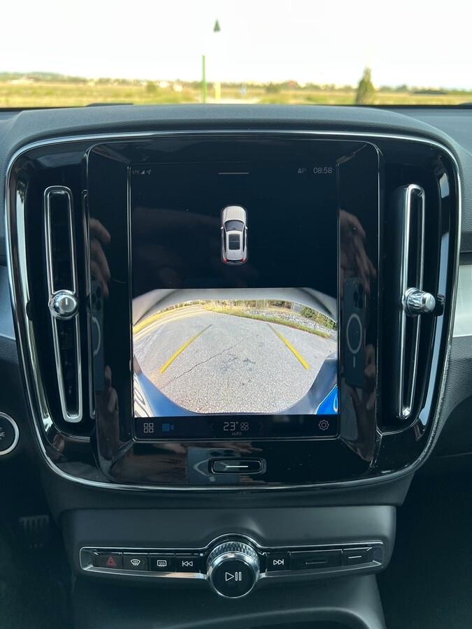 Volvo XC40 B3 automatico Core