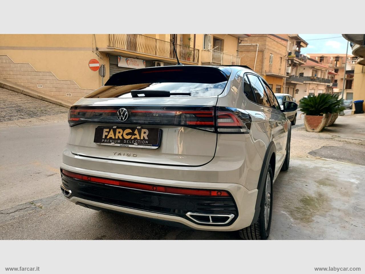 VOLKSWAGEN Taigo 1.0 TSI 110 CV DSG R-Line