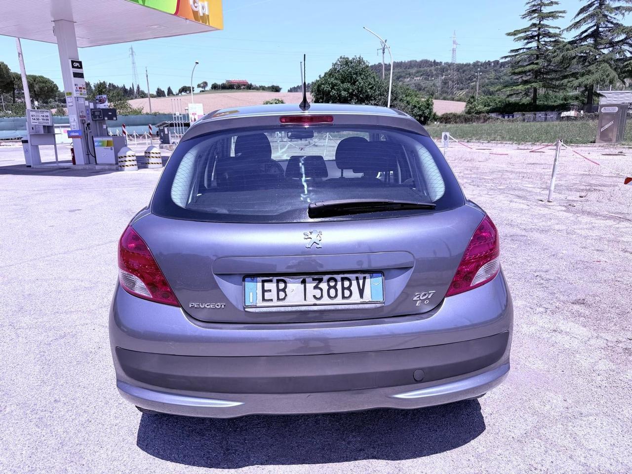 Peugeot 207 1.4 8V 75CV 5p. Energie Sport ECO GPL