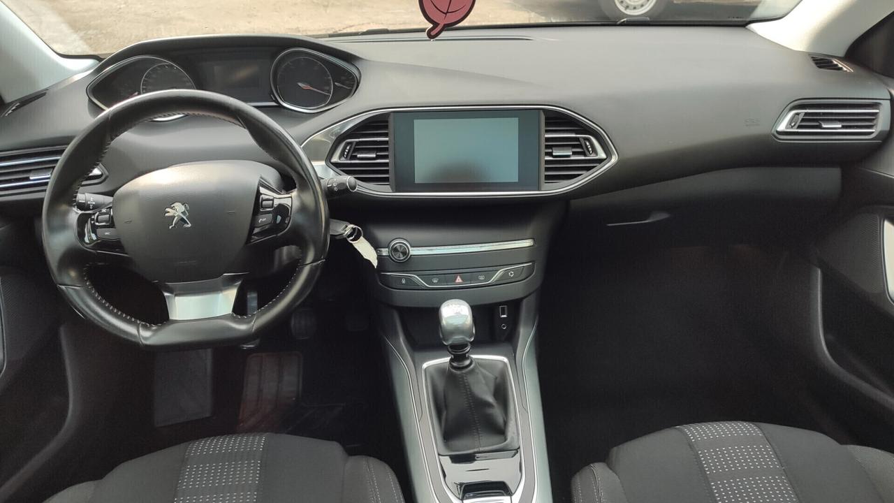 Peugeot 308 BERLINA TETTO PANORAMICO 1.6 HDI