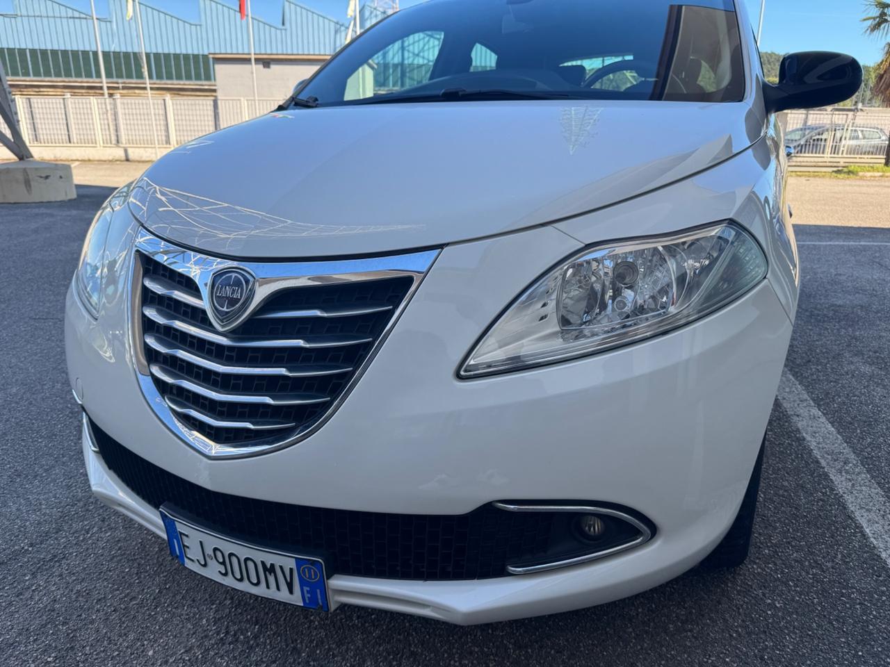 Lancia Ypsilon 1.2 69 CV Platinum 2011