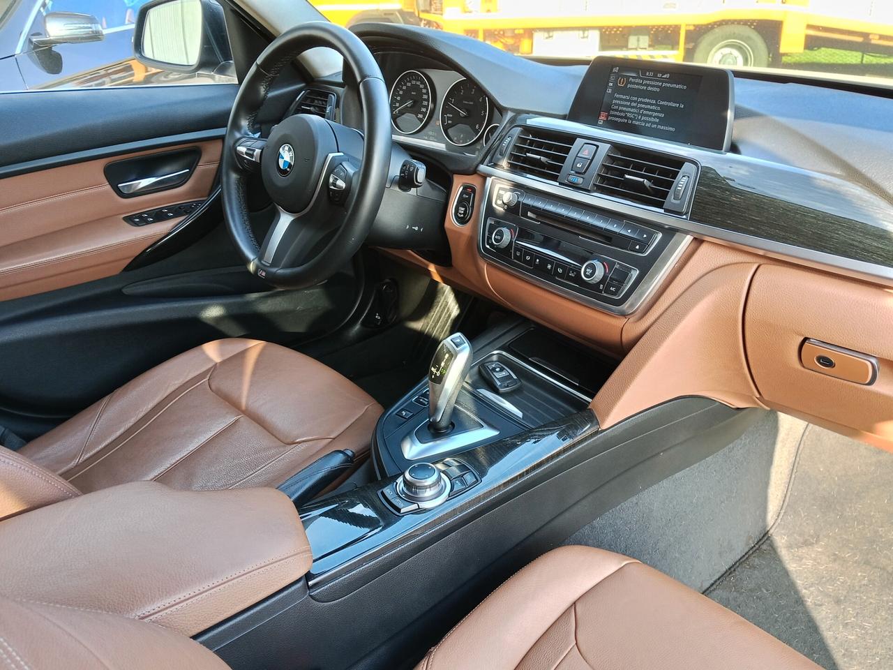 Bmw 318d Touring Luxury Automatica CRASH/ SINISTRATA