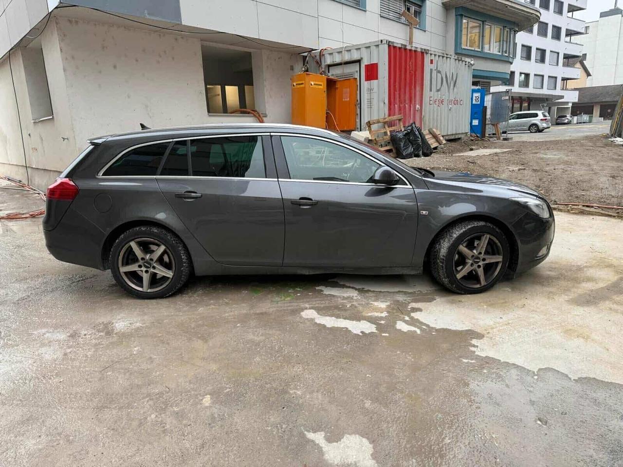 Opel Insignia 2.0 CDTI 4x4 160CV Leggi descrizione .