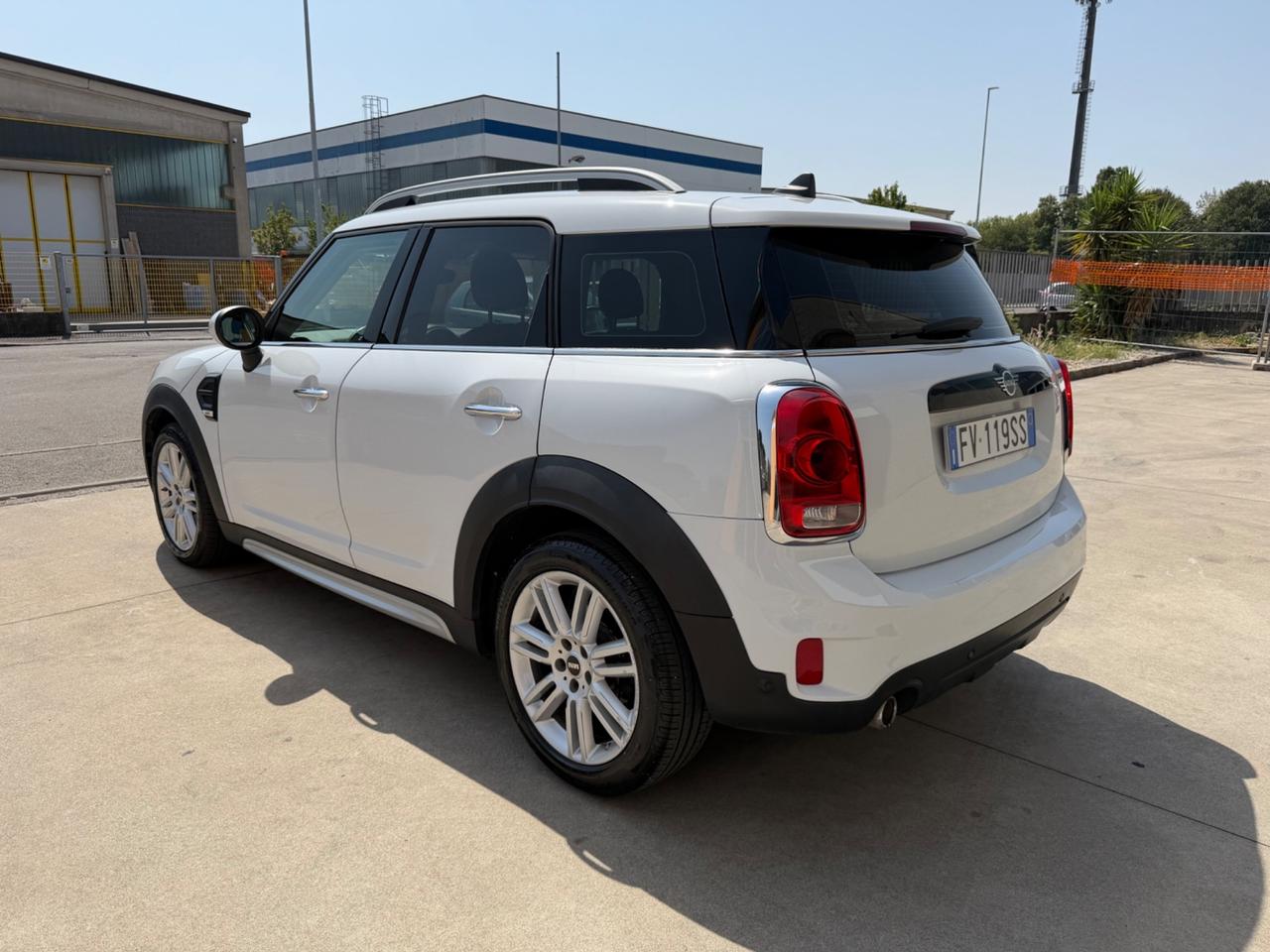 Mini Cooper D Countryman 2.0 Business Automatica