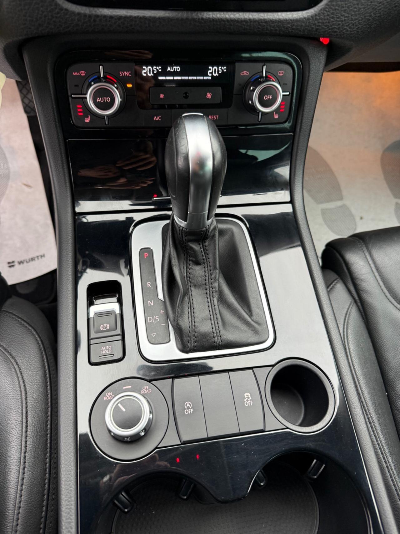 Volkswagen Touareg 3.0 TDI 245 CV tiptronic BlueMotion Techn. Executive
