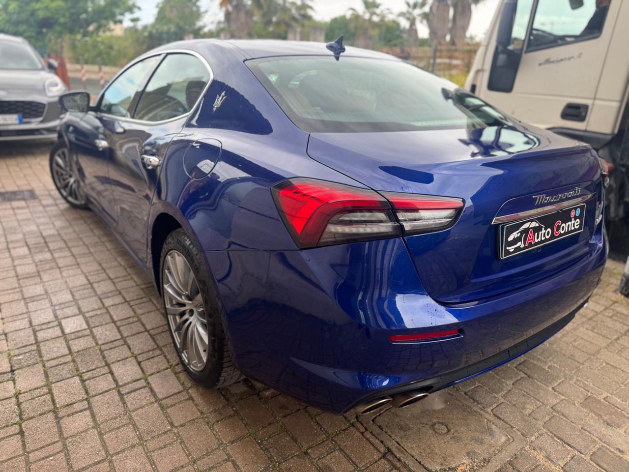 Maserati Ghibli 330 CV MHEV GT