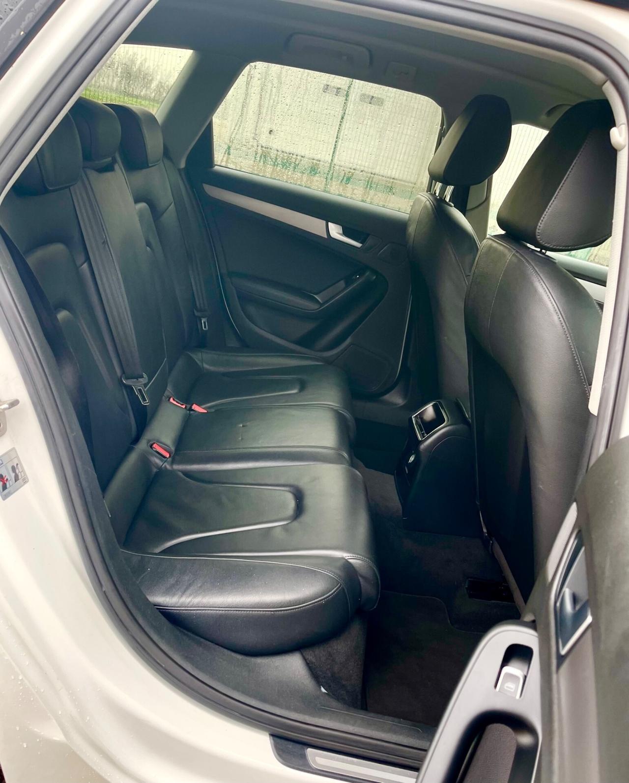 Audi A4 2.0 TDI 177 CV mult. Ambiente