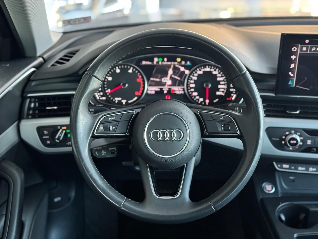 Audi A4 35 TDI/163 CV S tronic line edition