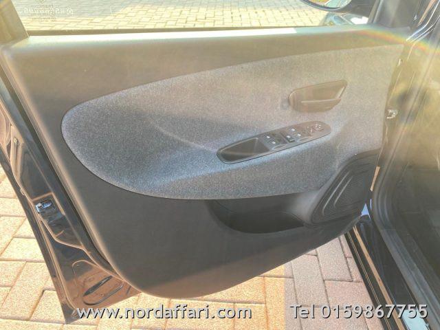 LANCIA Ypsilon 1.0 FireFly 5 porte S&S Hybrid Silver NEOPATENTATO