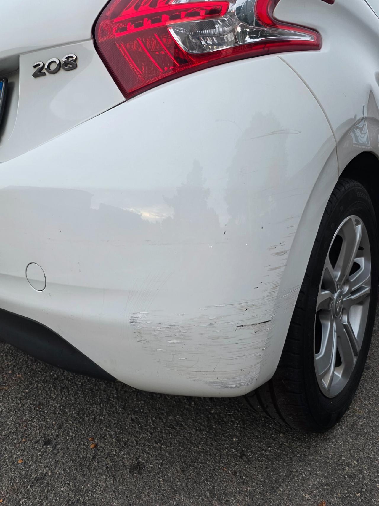 Peugeot 208 1.4 HDi 68 CV 5 porte Active