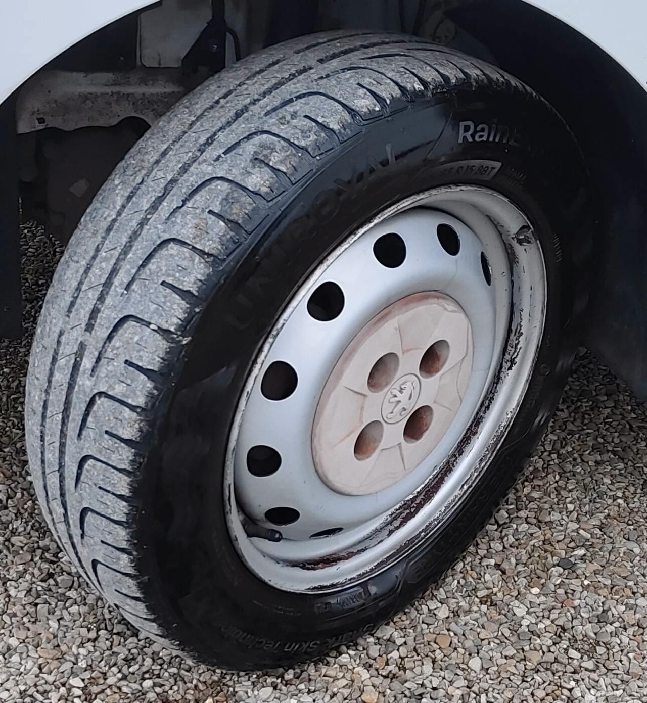 Peugeot Bipper Tepee 1.3 HDi 75 FAP Family