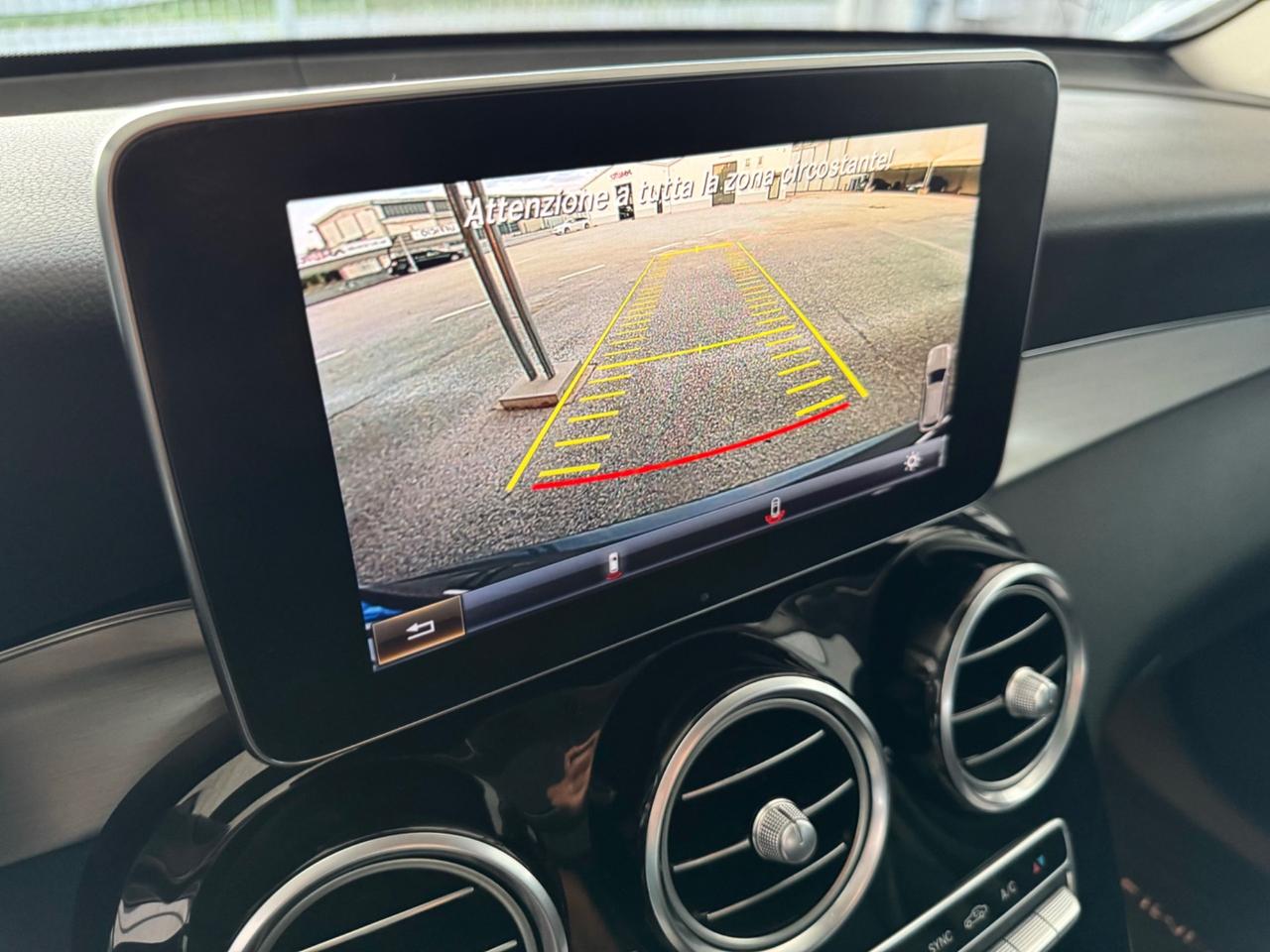 MERCEDES GLC 250d Premium AMG - Tetto Pelle Led 20