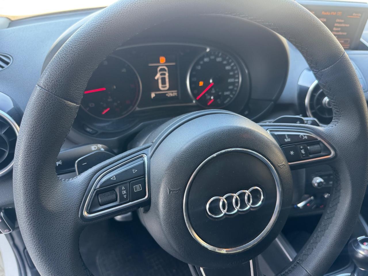 Audi A1 SPB 1.6 TDI S tronic Attraction