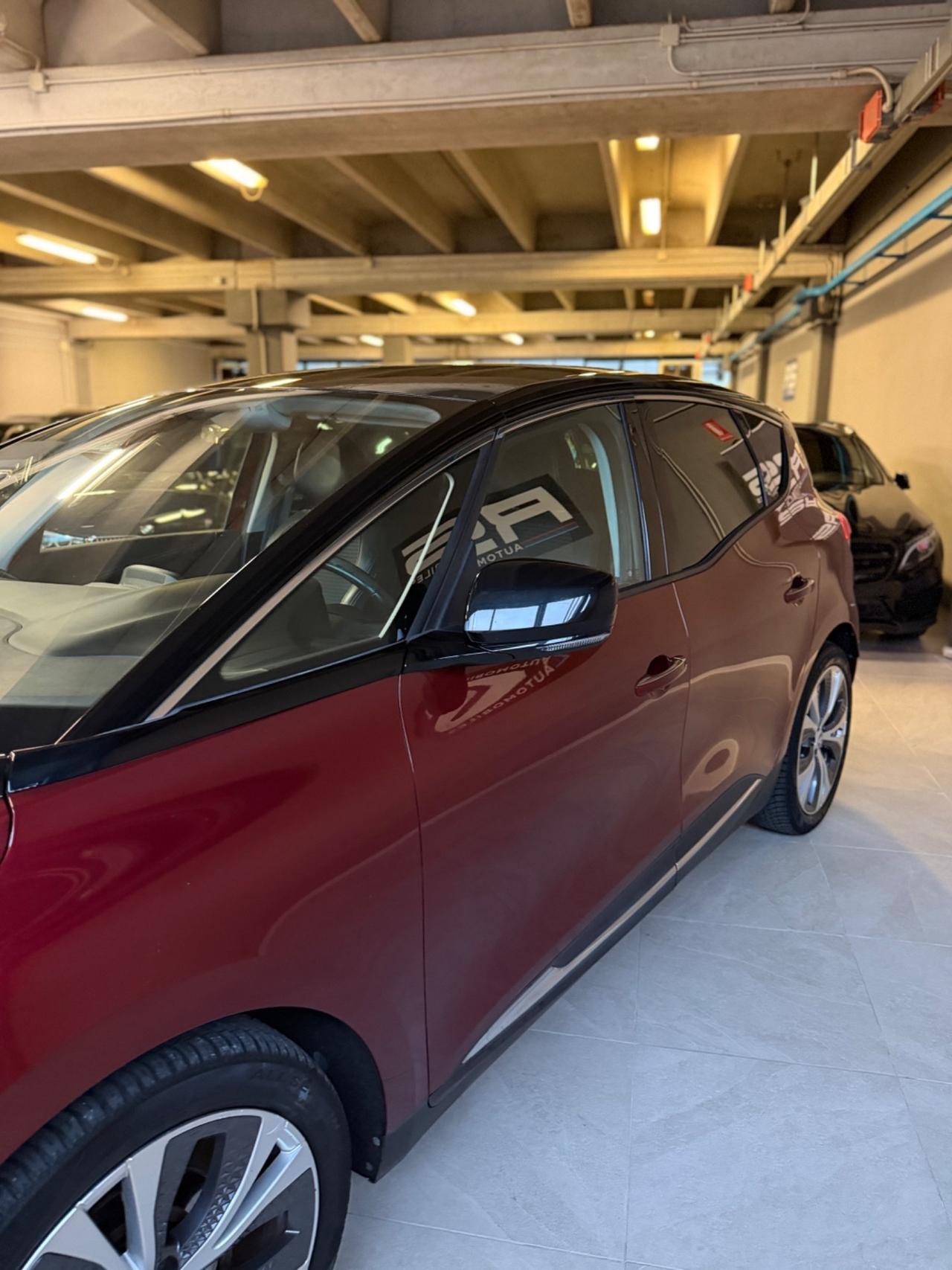 Renault SCÈNIC 1.5 dCi EU6B BOSE INITIALE PARIS