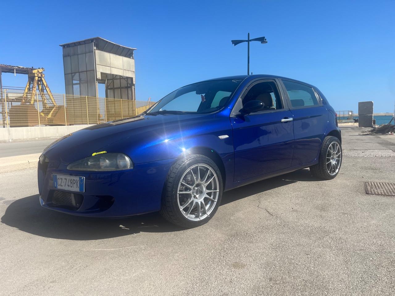 Alfa Romeo 147 1.9 JTD M-JET 16V 5 porte Dist.
