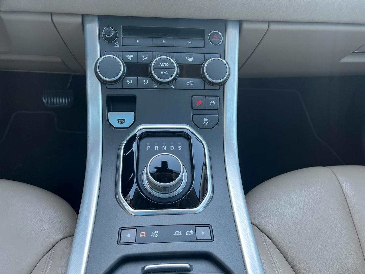 Land Rover Range Evoque 2.2 TD4 5p. British Edition Dynamic