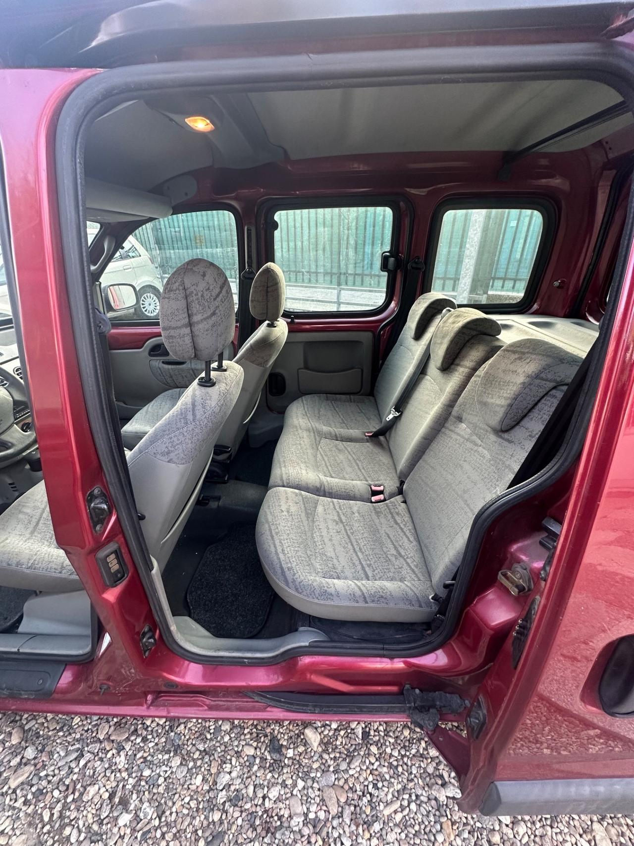 Renault Kangoo 1.2 16V 5p. Privilège