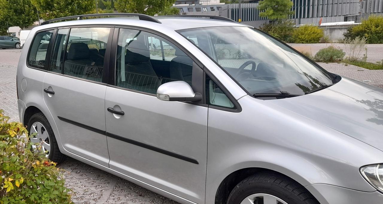 Volkswagen Touran 1.9 TDI 105CV DPF Trendline 7 posti