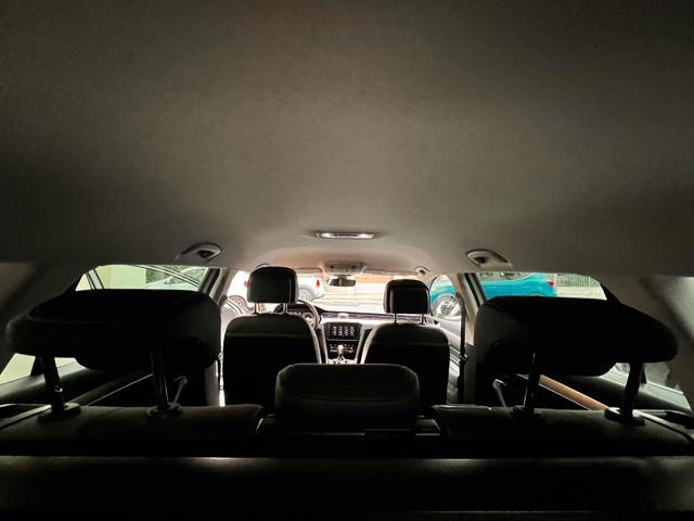 VOLKSWAGEN Passat Variant 2.0 TDI SCR EVO DSG Executive