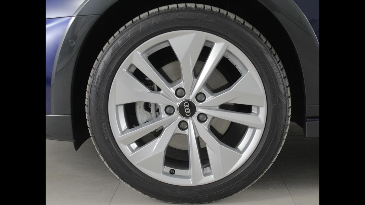 AUDI A3 IV 2024 allstreet - A3 allstreet 35 2.0 tdi Business s-tronic