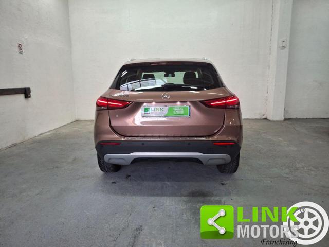 MERCEDES-BENZ GLA 180 d Automatic Business GARANZIA INCLUSA