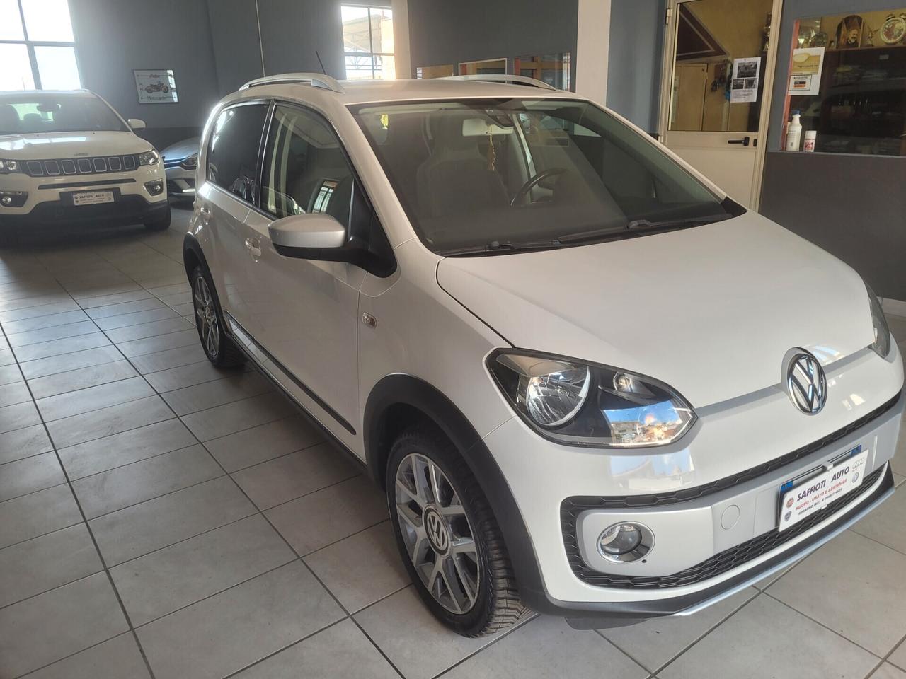Volkswagen up! UP CROSS