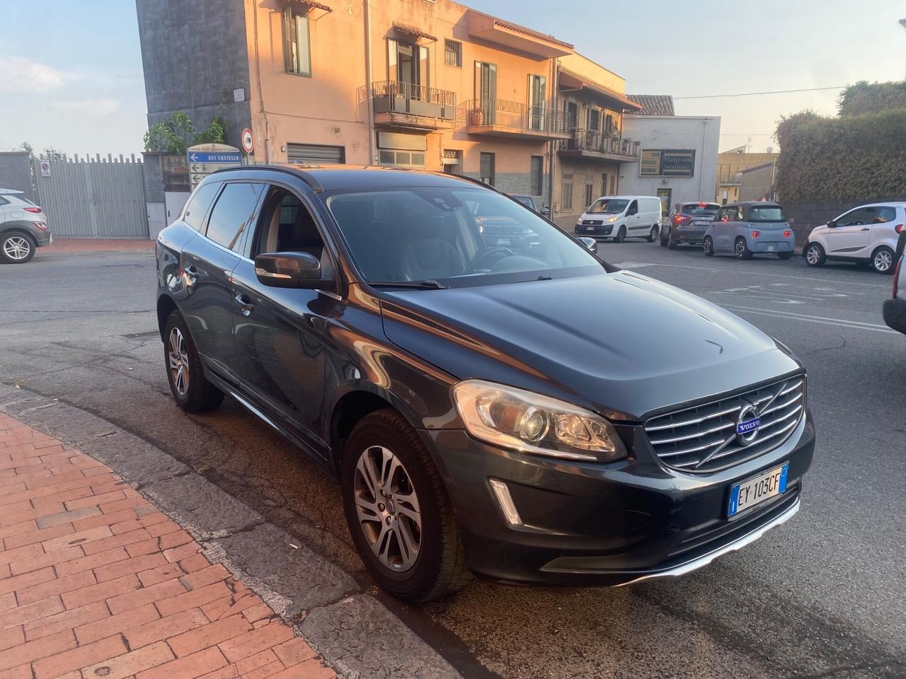 Volvo XC60 D4 Geartronic Momentum 181cv 2015