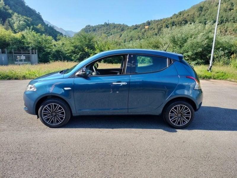 Lancia Ypsilon 1.0 FireFly 5 porte S&S Hybrid Oro