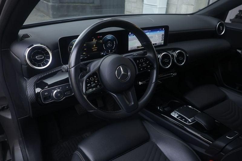Mercedes-Benz Classe A A 180 d Premium auto Unicoproprietario