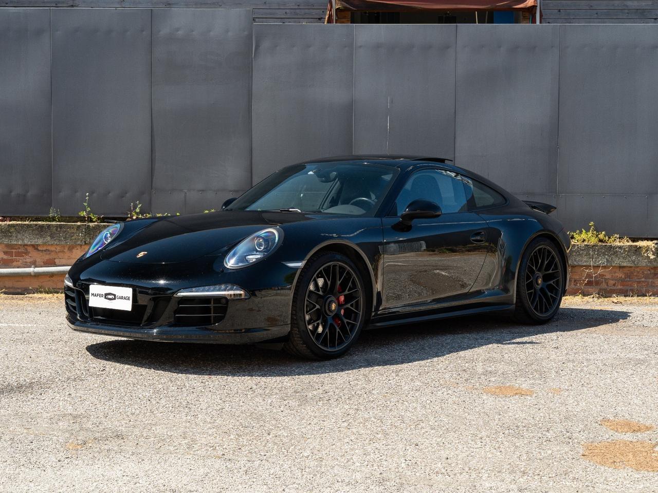 Porsche 911 3.8 Carrera 4 GTS Coupé