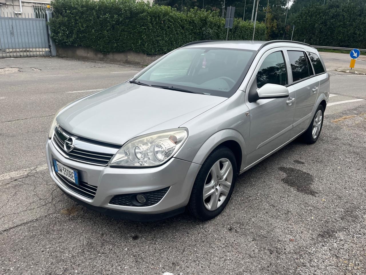 Opel Astra 1.6 GPL/116 CV/Euro4/unico proprietario