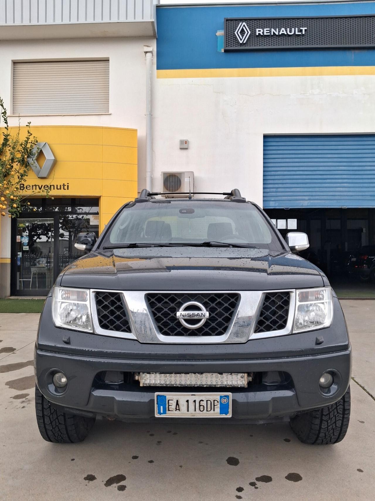 NISSAN Navara Doppia Cabina 2.500 dCi 171cv 4WD