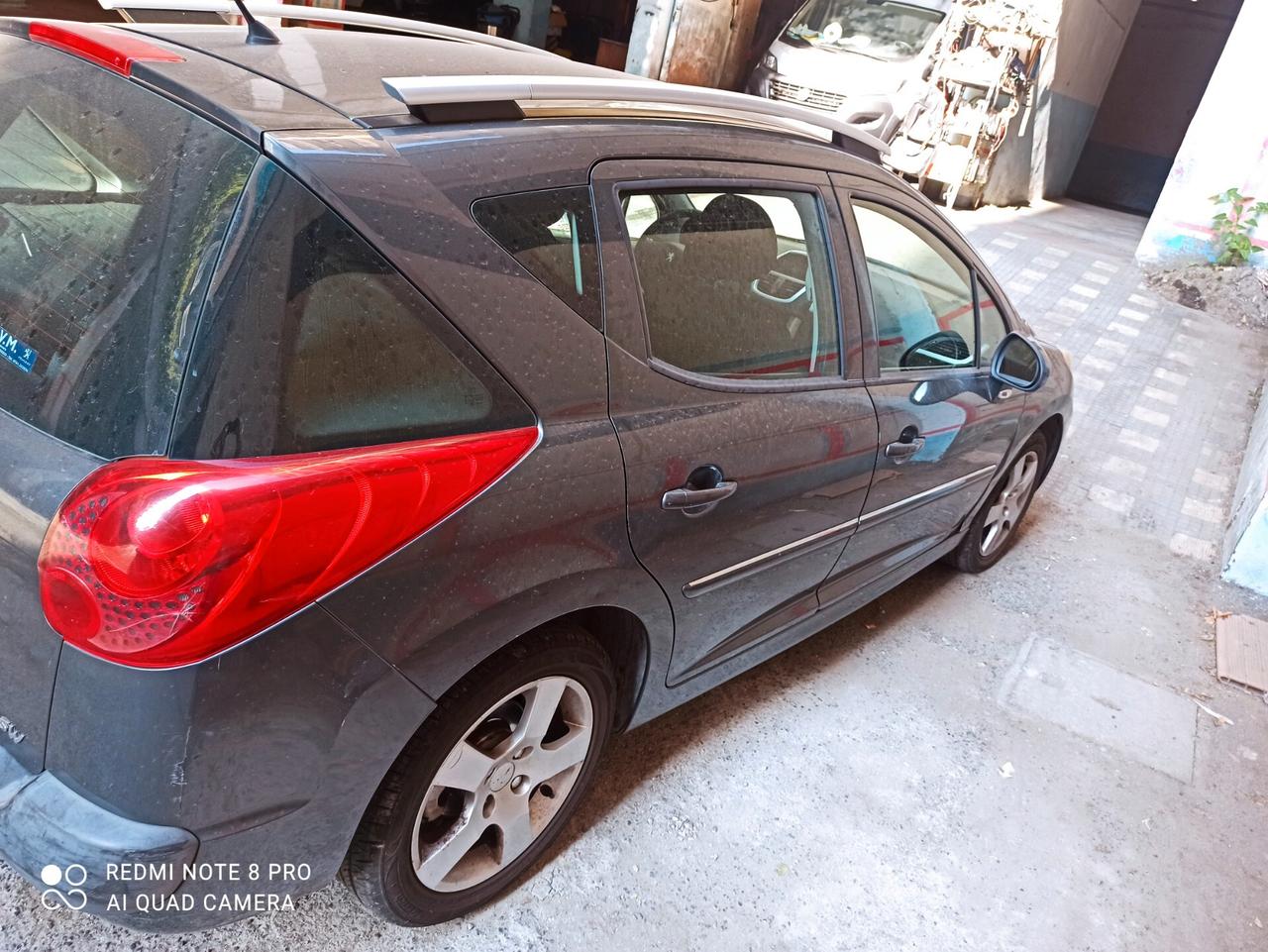 Peugeot 207 1.6 8V HDi 93CV SW Ciel Allure